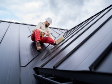 What Are the Crucial Benefits of Metal Roof Maintenance?